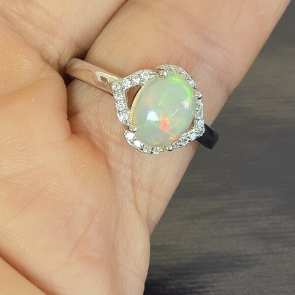 925 Sterling Silver Ring Sz 6.75 With Natural White Opal 6x9mm & Cz - Picture 5 of 12